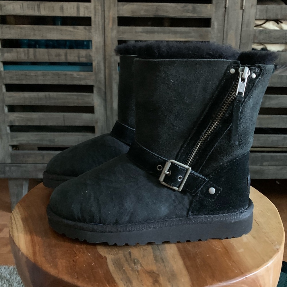 Brand New Ugg Boots sz 1